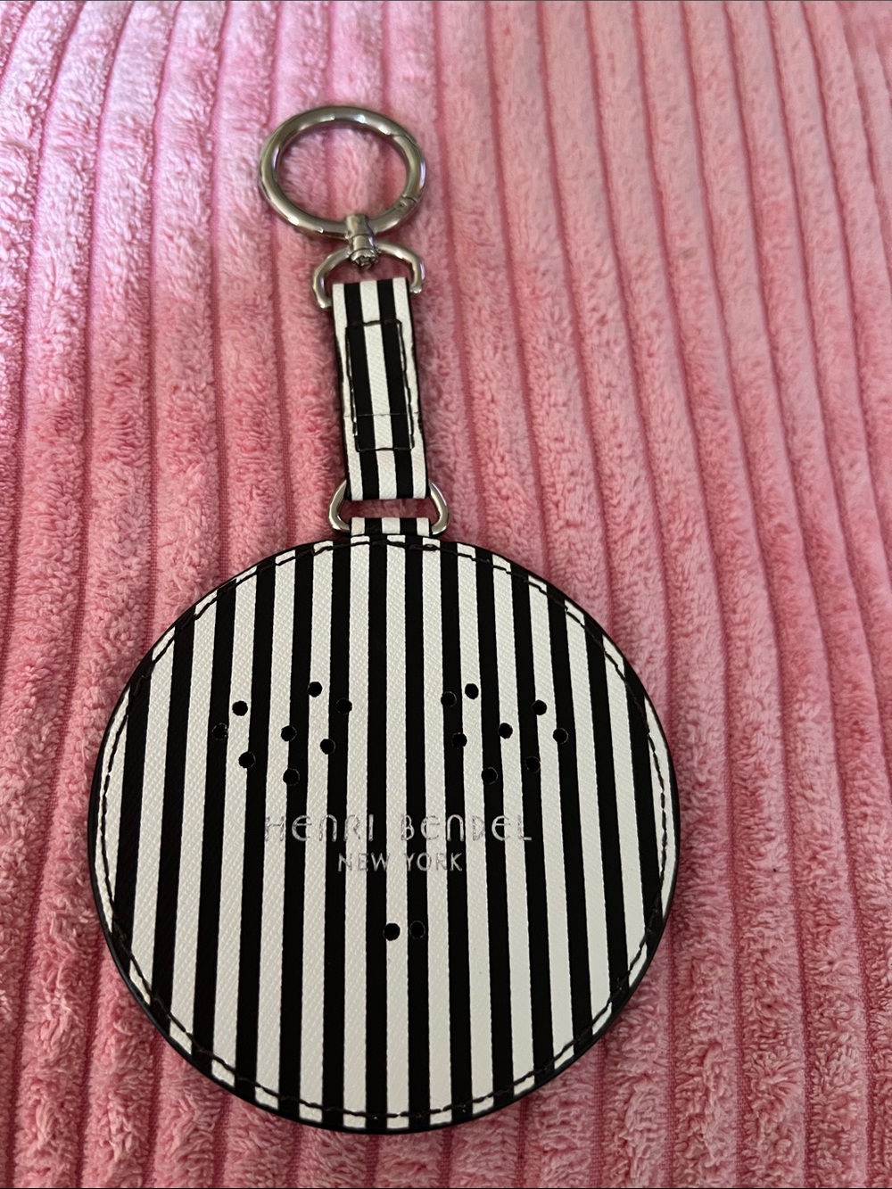 Henri Bendel Influencer Bag Charm - Picture 4 of 7